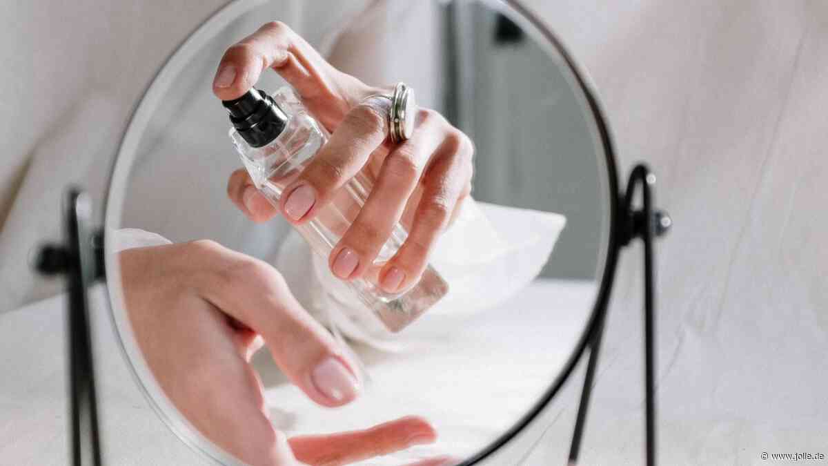 Komplimente-Garant: 3 Parfum-Tricks unserer Beauty-Redakteurin, mit denen du umwerfend riechst