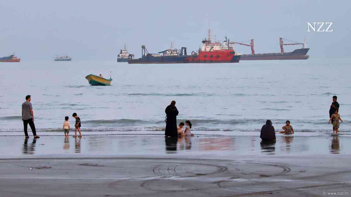 Iran will die Strasse von Hormuz erst öffnen, wenn die USA ihre Truppen abziehen und die Sanktionen aufheben