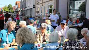 Fünf Parteien, ein  Bürgerfrühstück: Außergewöhnliches Projekt in Gifhorn