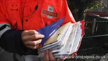'I'm a postman and I need you to 1 thing when answering the door'