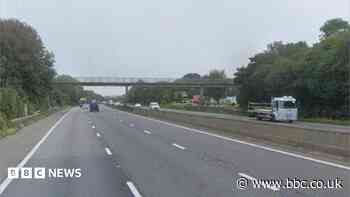 Man dies after being hit by lorry on M4
