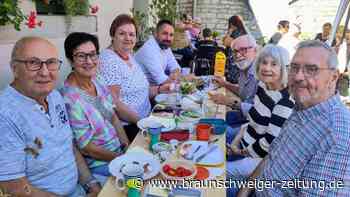 Schöninger Bürgerfrühstück bietet keine schmale Kost im Gefängnishof