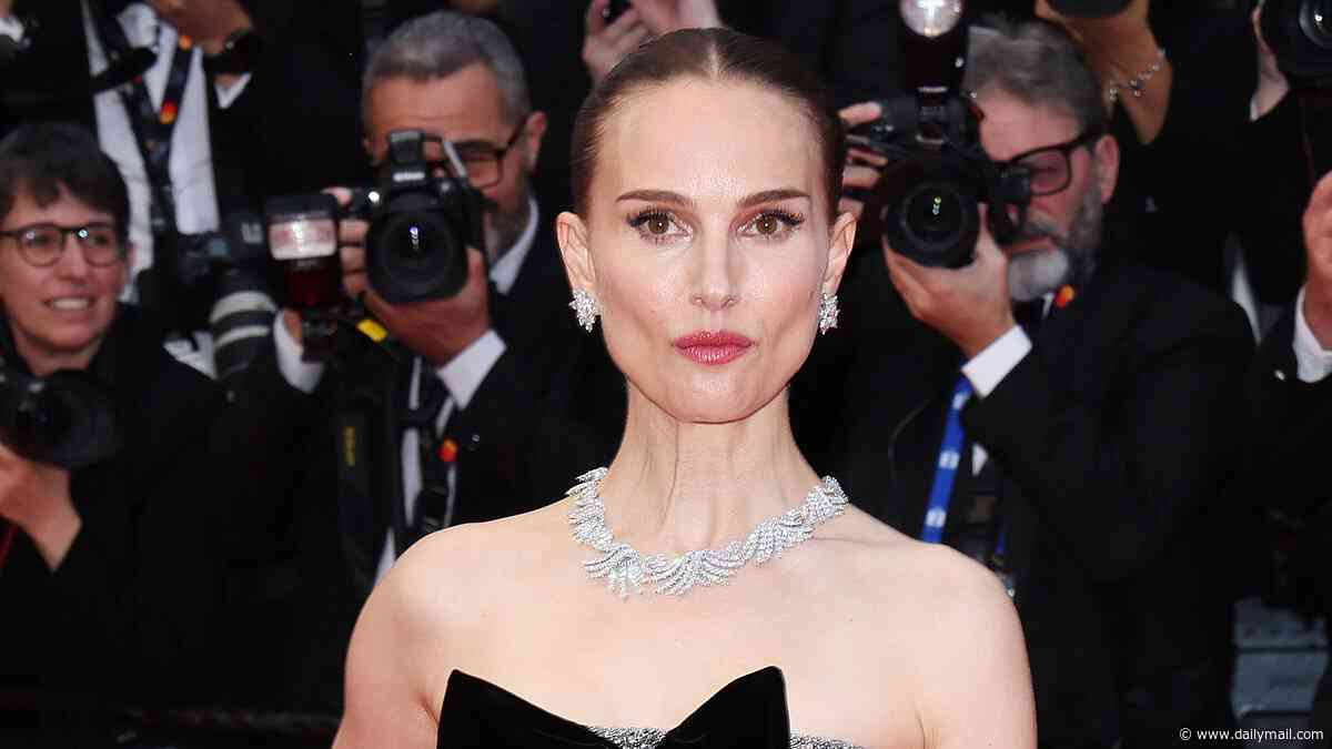 'Natalie is p****d': Insiders reveal truth behind 'diva' rumors circulating about Portman... as biting new book paints unflattering portrait of an out-of-touch movie star