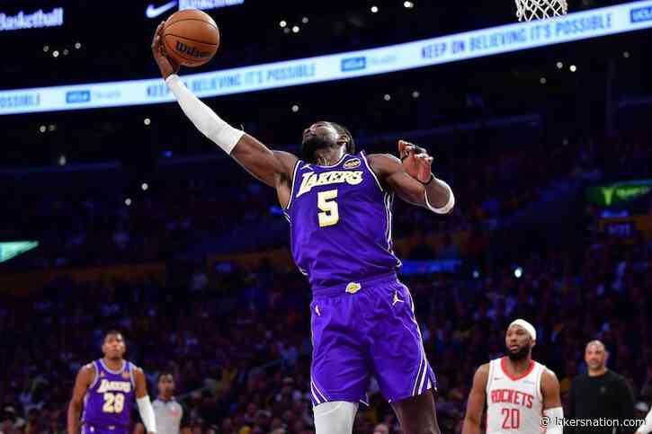 Shaquille O’Neal Takes Shot At Former Lakers Center Deandre Ayton