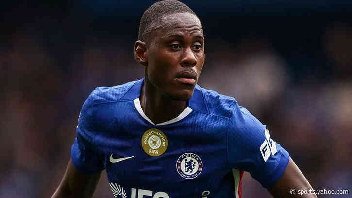 Como sign defender Chalobah from Chelsea