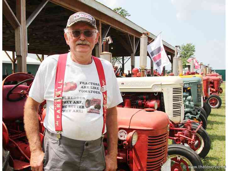 Collector brings 40 tractors to Western Ontario Steam Threshers show