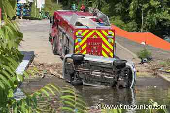 One person rescued so far after car falls in Hudson River