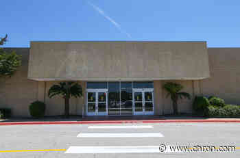 A wave of popular discount stores is taking over Houston's empty big-box spaces