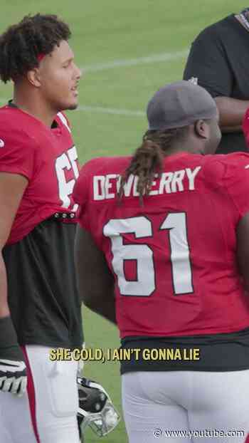 Matt Bergeron and the offensive line guys discuss who the best Spider-Man is 🤔 #nfl #spiderman
