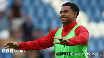 Fulham agree £30m fee for Southampton's Charles