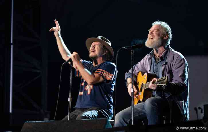 Eddie Vedder pays tribute to friend Glen Hansard by busking in his spot in Dublin city centre