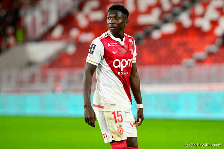 Crystal Palace see midfielder bid rejected as Liverpool and Manchester United lurk