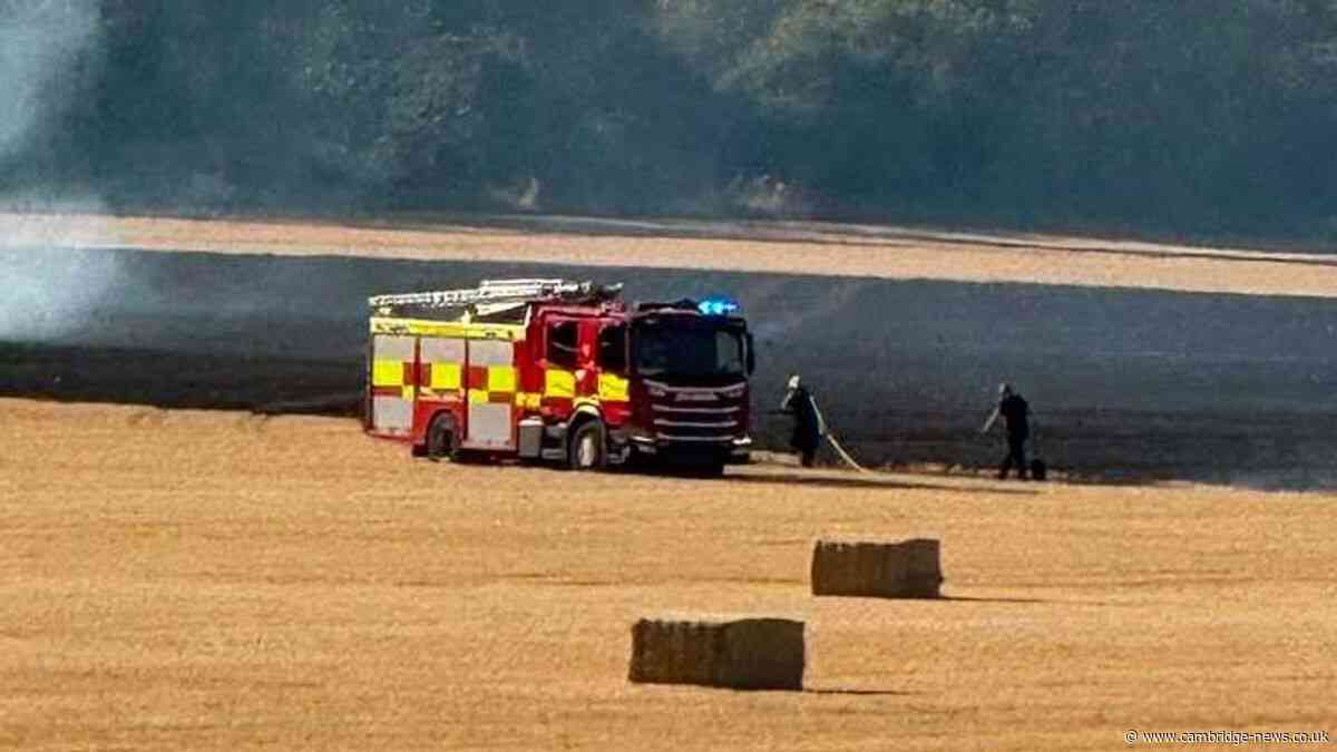 Huge field blaze sees firefighters called to Cambridgeshire village