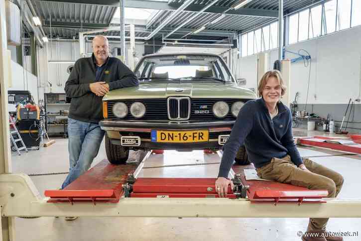 Erik (54) kreeg vijf jaar geleden deze geweldige BMW 320 aangeboden: 'Dit is het echte autorijden'
