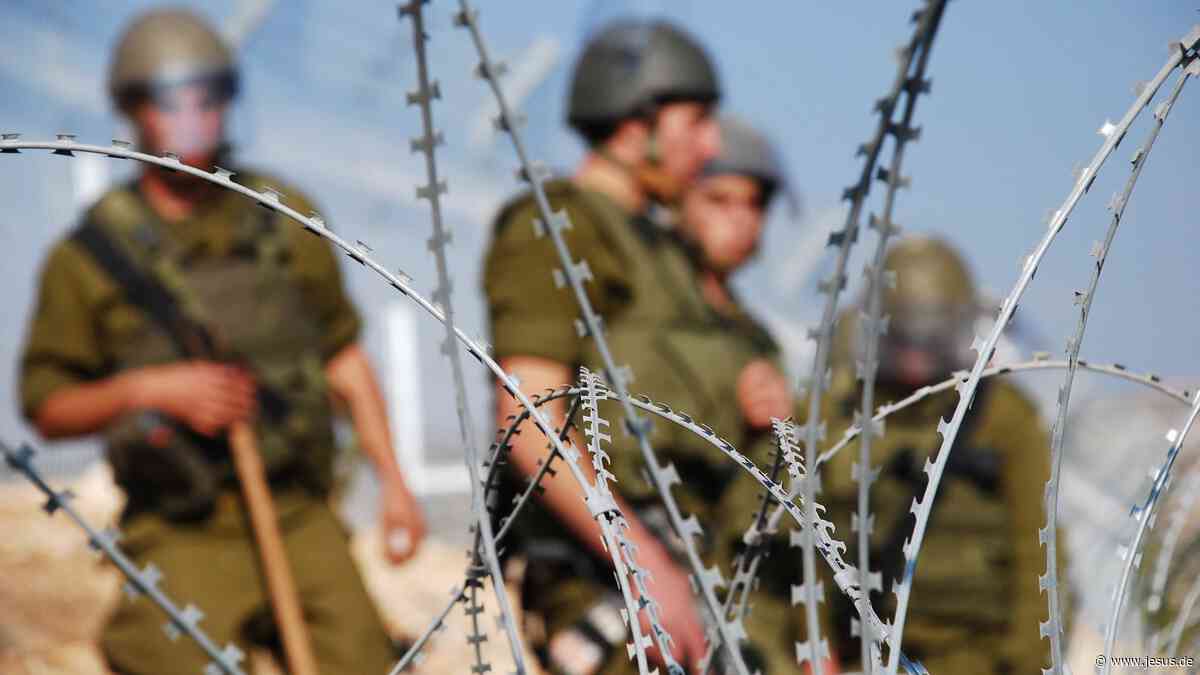 Israelische Armee riegelt christliches Dorf ab