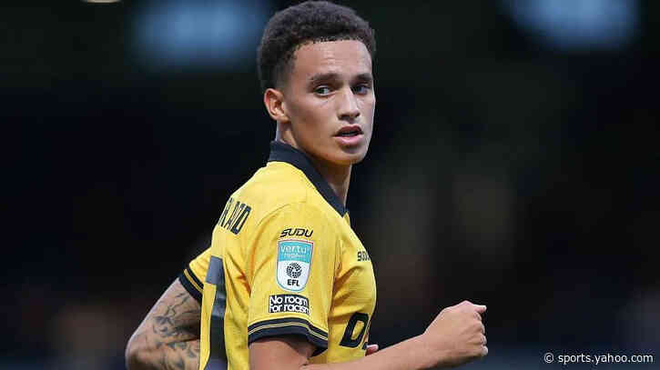Exeter sign Wolves winger Sutherland on loan