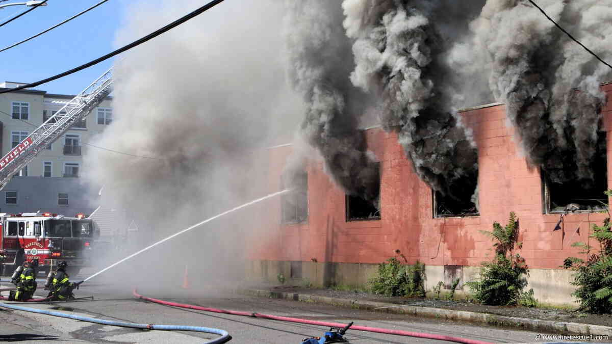 Mass. firefighters battle 6-alarm fire in abandoned commercial structure