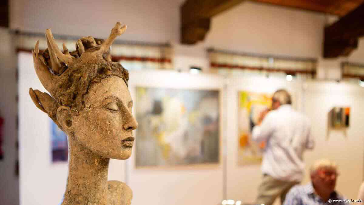 72 Künstler, 95 Werke: Kunstausstellung in Bayrischzell eröffnet