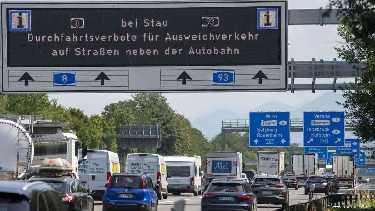 Mögliche Änderung des A8-Ausbaus in Oberbayern: An der Realität vorbei oder vernünftig?