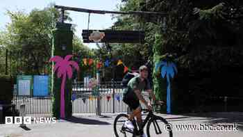 Water outage forces Chessington theme park to close