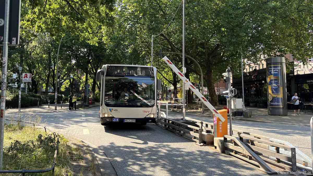 Posse um Schranke in Eimsbüttel: Nach wenigen Stunden Betrieb wird sie abgebaut
