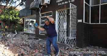 7.4 earthquake strikes western Colombia, dozens of deaths reported