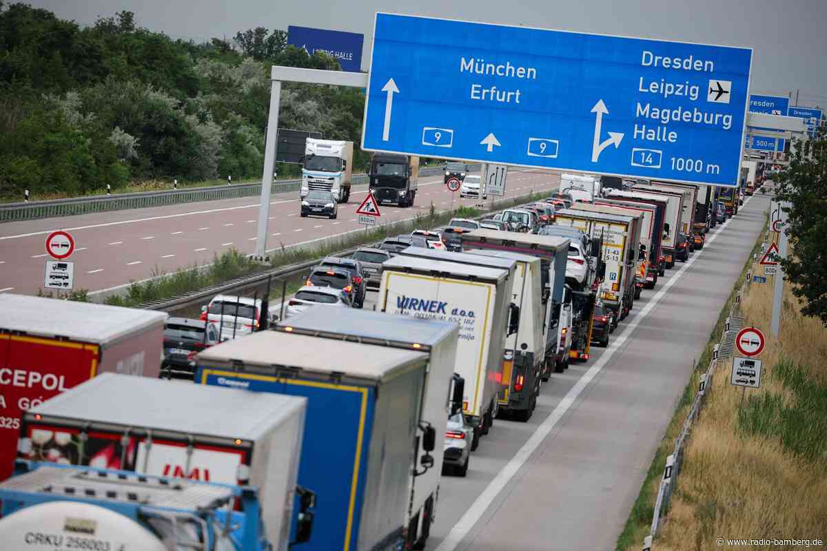 Niedrigwasser: Lkw-Fahrverbot auch in Bayern ausgesetzt