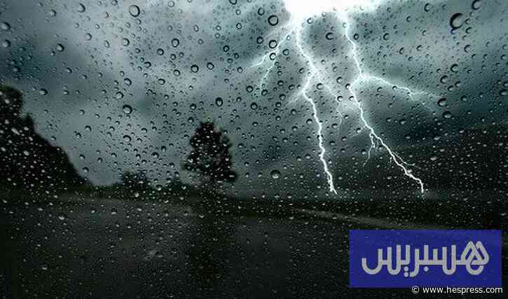 منخفض صحراوي ورطوبة مدارية يتسببان في عواصف رعدية بالمغرب