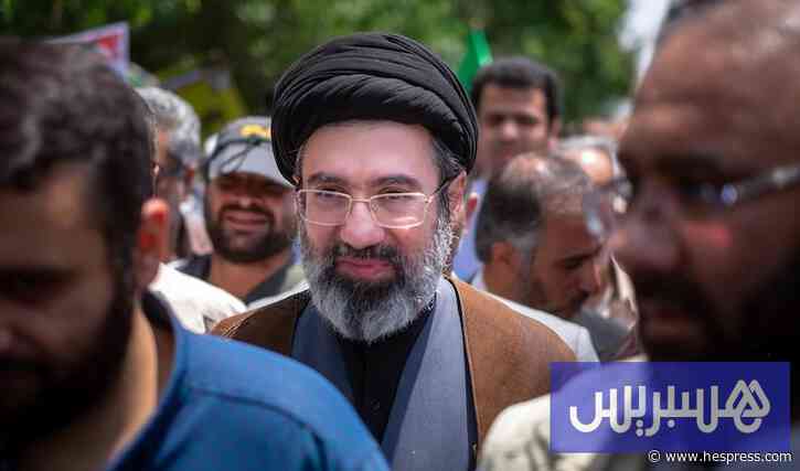 خامنئي يعلن تعيين قادة عسكريين