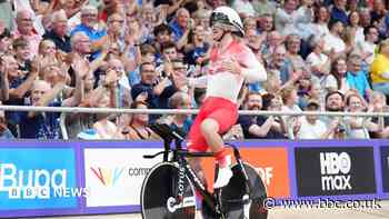 'I won Commonwealth gold with a splinter in my bum'