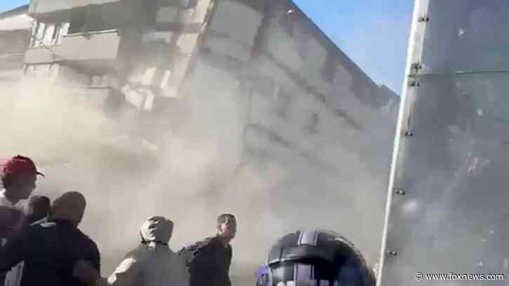 Colombia building collapses on camera as earthquake brings death, destruction