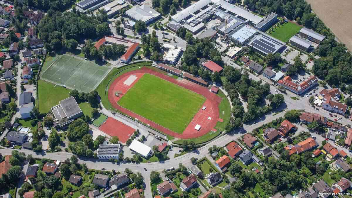 Neuer Fußballplatz in Geretsried – doch für die Bayernliga reicht es nicht