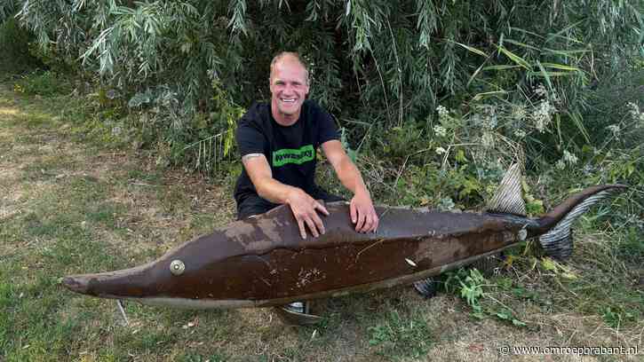Magneetvisser doet bizarre vondst in Werkendam: 'Heel maf verhaal'