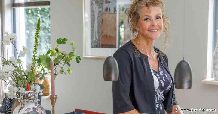 Carla is matchmaker voor de elite: ‘Als ze een golddigger willen, gaan ze wel naar een Millionaire Fair’