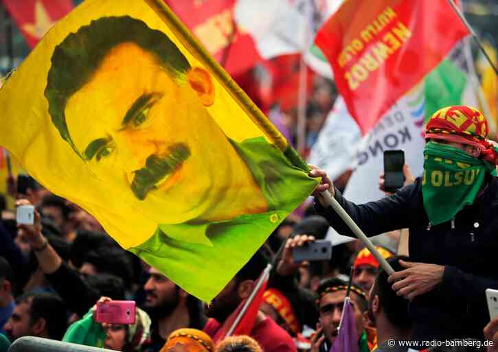 Parlament in Türkei verabschiedet Gesetz für Frieden mit PKK