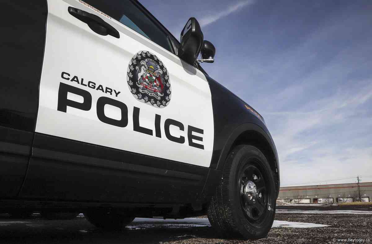 Calgary officer shot and suspect dead after dramatic chase and gunfire in city park
