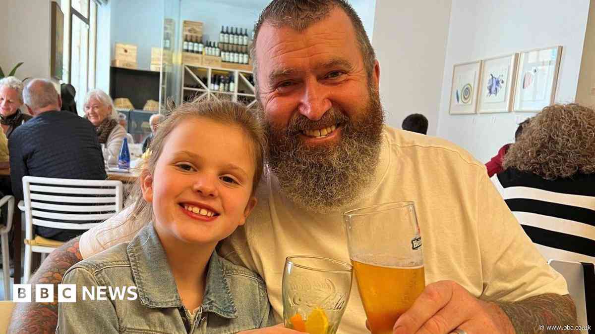 Girl urges people to put the kettle on for hospice