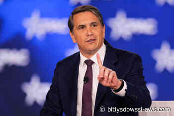 Todd Blanche asume como fiscal general de EE UU