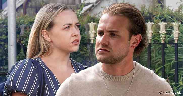 Craig suspended in EastEnders as he eerily moves in on teen Amy