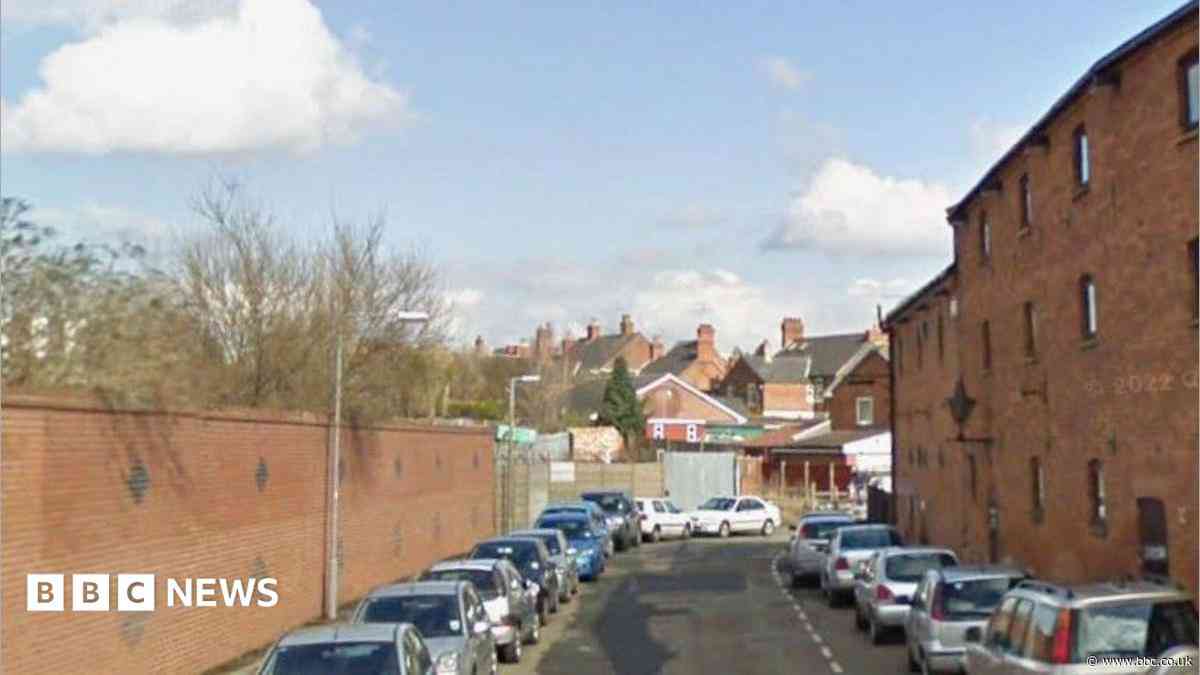 Roads reopened after 'suspicious item' found