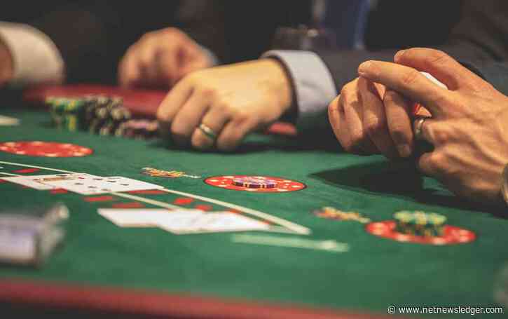 Split Aces in Blackjack: Why Does One Extra Card Often End Each Hand?