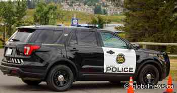 Calgary police officer shot, suspect dead after dramatic chase and gunfire in city park