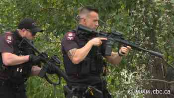 Suspect dead after Calgary police officer shot twice in traffic stop near Edworthy Park