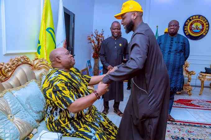 You can’t stop God’s project — Davido backs Adeleke, hits APC