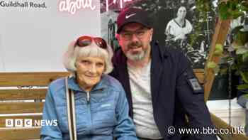 Son interpreting for deaf mum calls for support