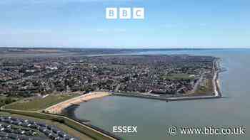 Does Canvey Island need a third road?