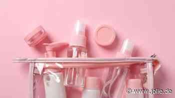 In praktischen Reisegrößen: Diese Beauty-Favoriten dürfen ins Handgepäck