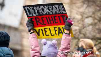 Wohin steuert die Bundeszentrale für politische Bildung?