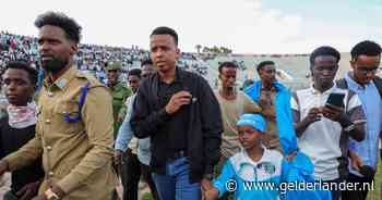 Veelbesproken arbiter uit Somalië kijkt uit naar debuut in Europa: ‘Stop nooit met dromen’