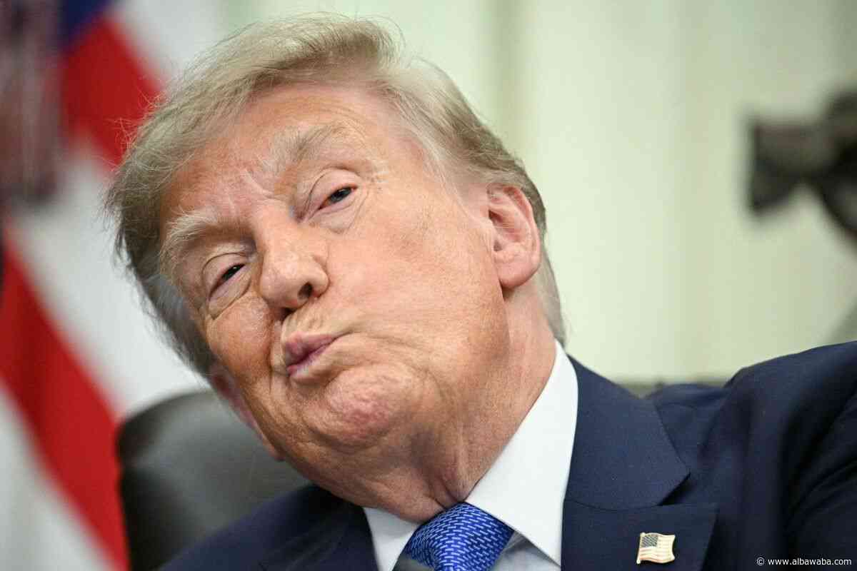 Trump unveils 3 scenarios for war with Iran